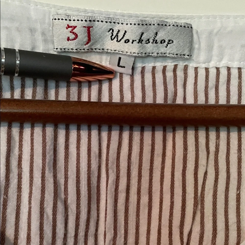 Johnny Was White Button-Down Blouse with Teal Embroidery - Picture 2 of 5